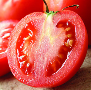 Томатная питательная маска для лица