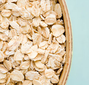 Овсяная питательная маска для лица